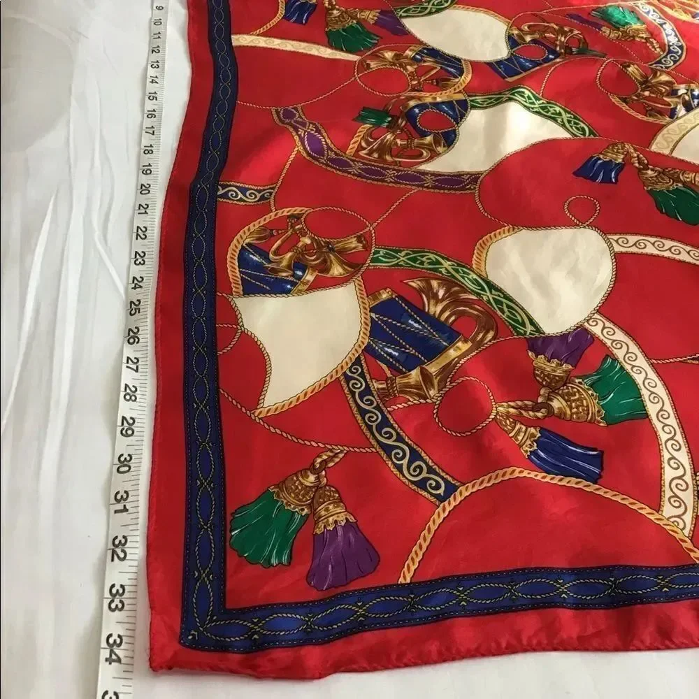 Vintage Echo Club 7 Silk Tassel & Drum Scarf